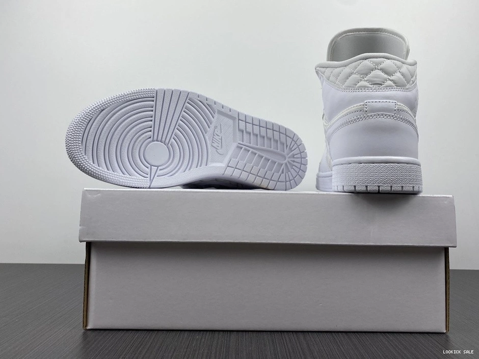 Reps 1 - Quilted (W) Mid Jordan DB6078-100 White 0515